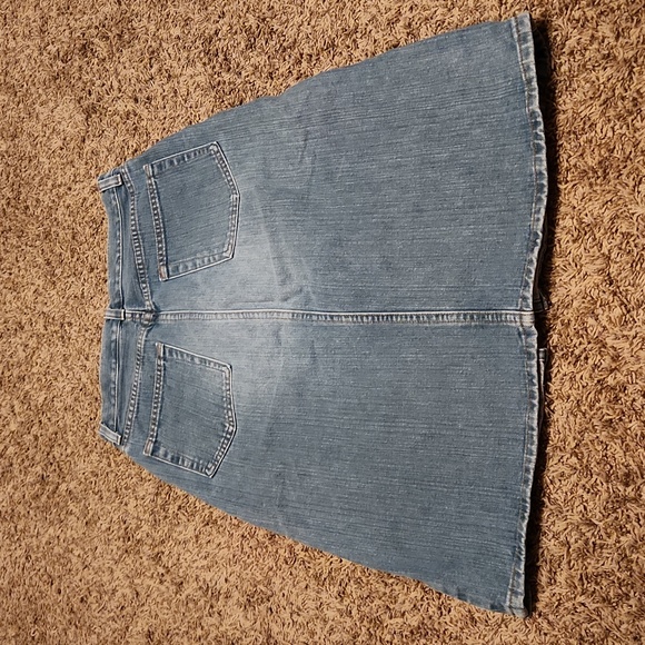 Gap Slit Jean Skirt - Picture 3 of 6